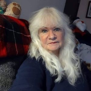 Meet your Posher, Beverly